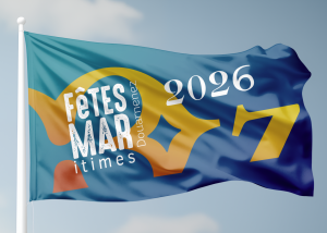 Proposition de refonte du logo des Fêtes maritimes de Douarnenez - déclinaison sur drapeau signalétique in situ